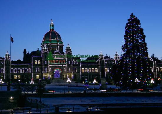 British Columbia Parliament Building, Vancouver Island, BC, Canada ...