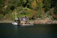 Kaslo, House Boat, Kootenay Lake, West Kootenays, British Columbia, Canada CM11-005