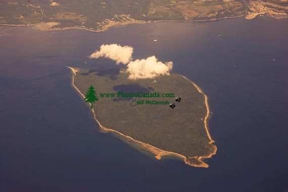 Powell River and Harwood Island, Aerial Photo, British Columbia, Canada CM11-006 Powell River and Harwood Island, Aerial Photo, British Columbia, Canada CM11-006