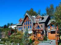 Nusalya Bed and Breakfast Chalet, Squamish, British Columbia 16