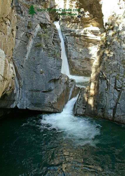 Lower Falls, Johnson Canyon, Banff National Park, Alberta CM11-04