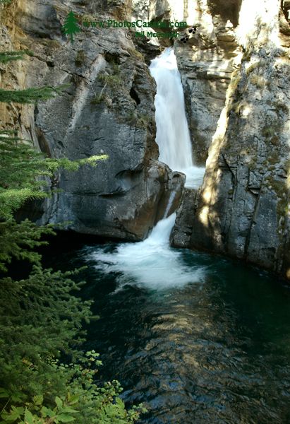 Lower Falls, Johnson Canyon, Banff National Park, Alberta CM11-05