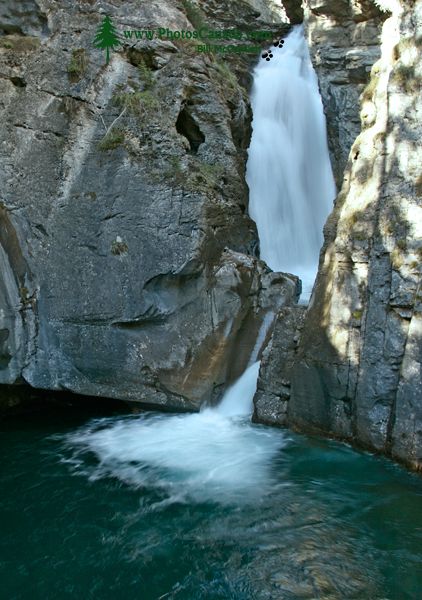 Lower Falls, Johnson Canyon, Banff National Park, Alberta CM11-07