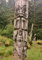 Ninstints Totem Pole, Sgang Gwaay, UNESCO World Heritage Site, Gwaii Haanas National Park Reserve, Haida Gwaii, British Columbia, Canada CM11-17